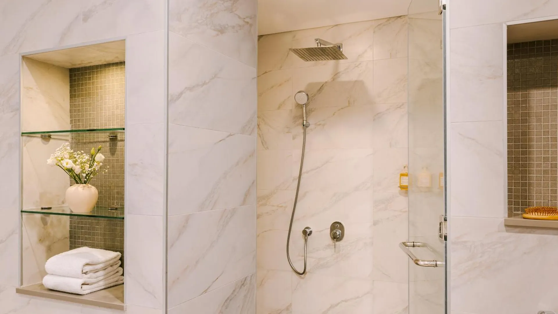Aparthotel Sonder Downtown Towers Dubaj