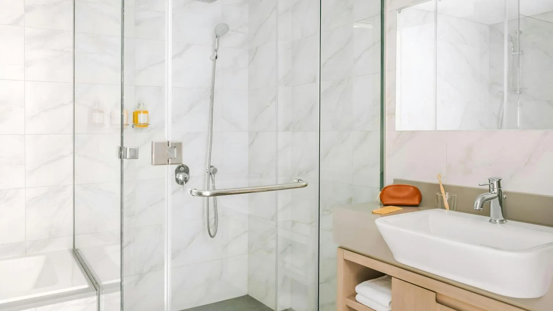 Sonder By Marriott Bonvoy Downtown Towers Apartments 4*, Dubai Förenade Arabemiraten