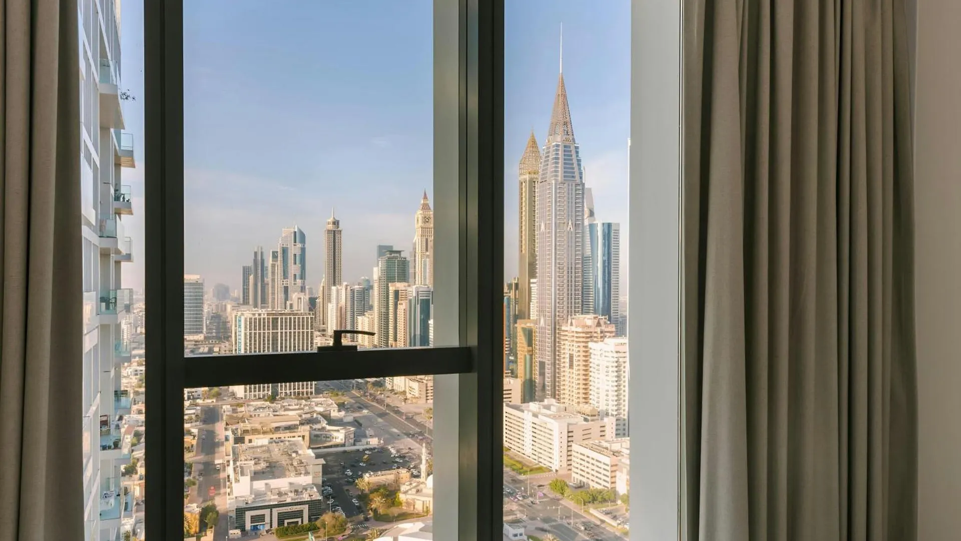 Sonder By Marriott Bonvoy Downtown Towers Apartments דובאי